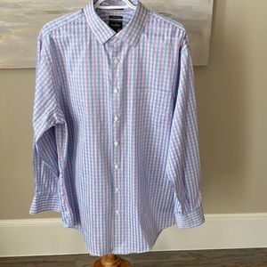 Neiman Marcus trim fit lavender/blue button down shirt